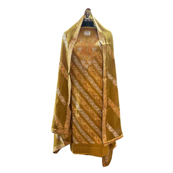 Cropped Cable Knit Sweater